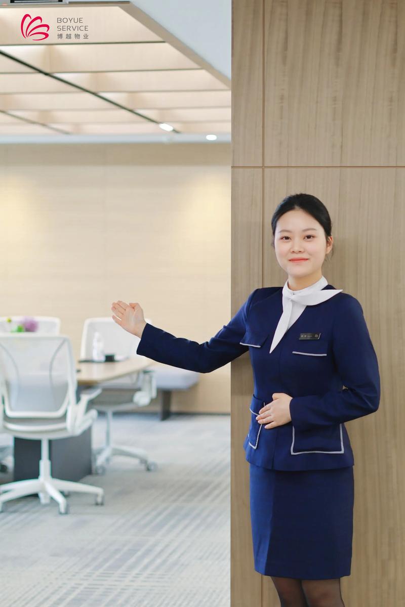 博越物业|笑容名片会务服务日常分享.颔首致意,指引轻缓让